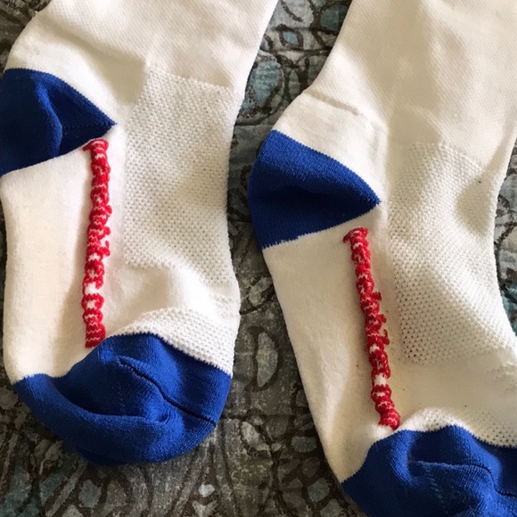 DeFeet Cycling Socks for Prevelo - Picture 3 of 7